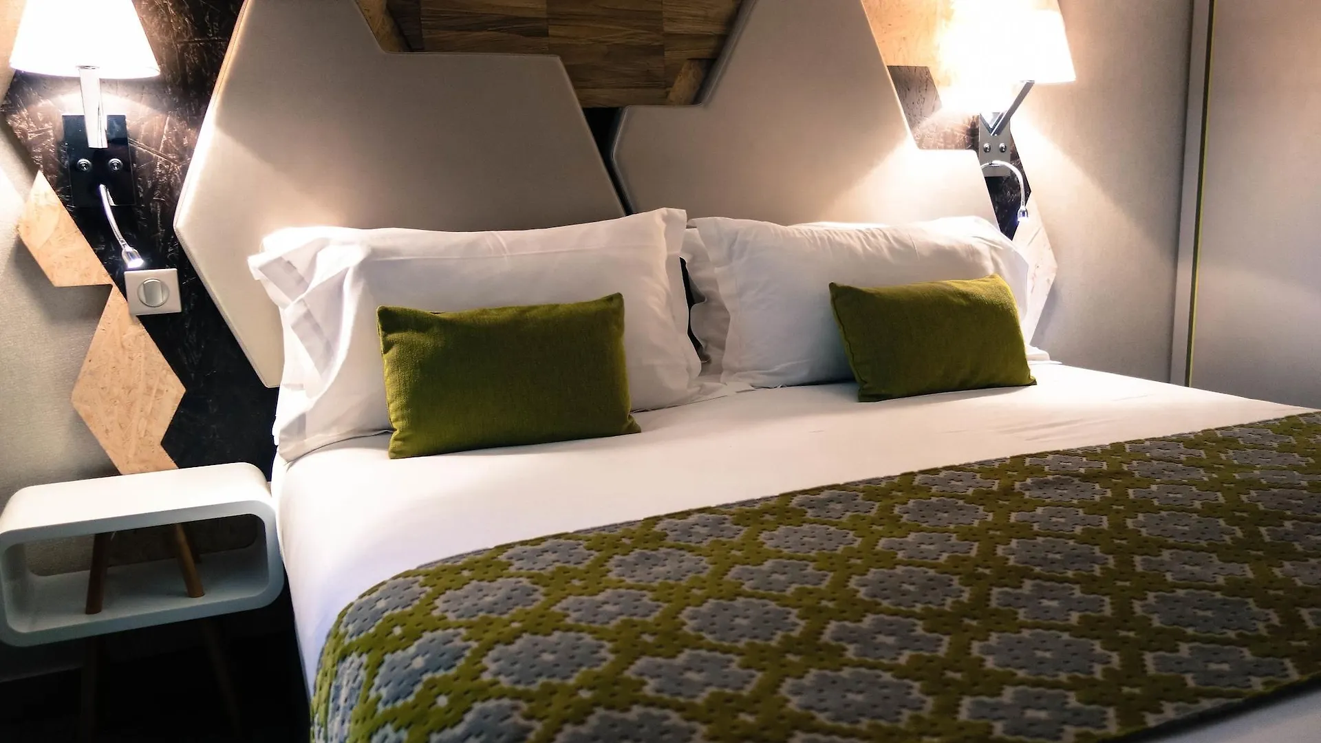 Wagram Hotel Paris